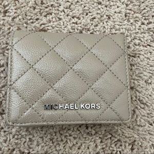 Micheal Kors Quilted Wallet